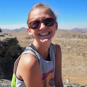 Meet your Posher, Abby